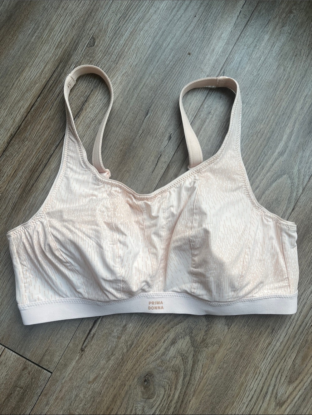 Prima Donna Light Pink Wireless Sports Comfort Bra